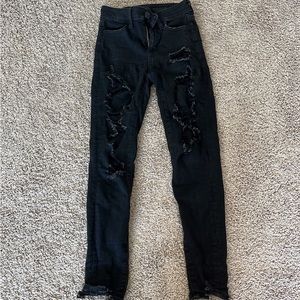 Black ripped American Eagle jeggings, size 000